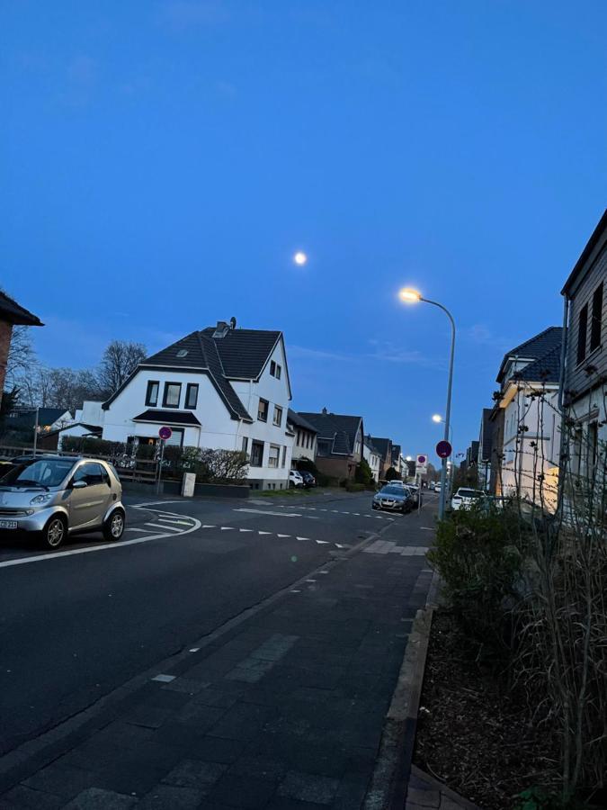 Comfortable Shared Apartment With Private Room In Wesseling Eksteriør billede