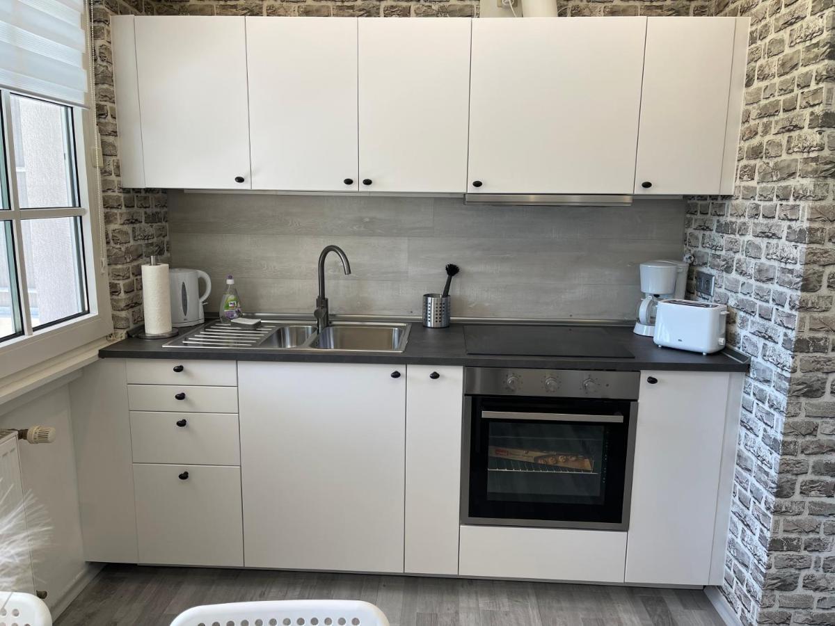 Comfortable Shared Apartment With Private Room In Wesseling Eksteriør billede