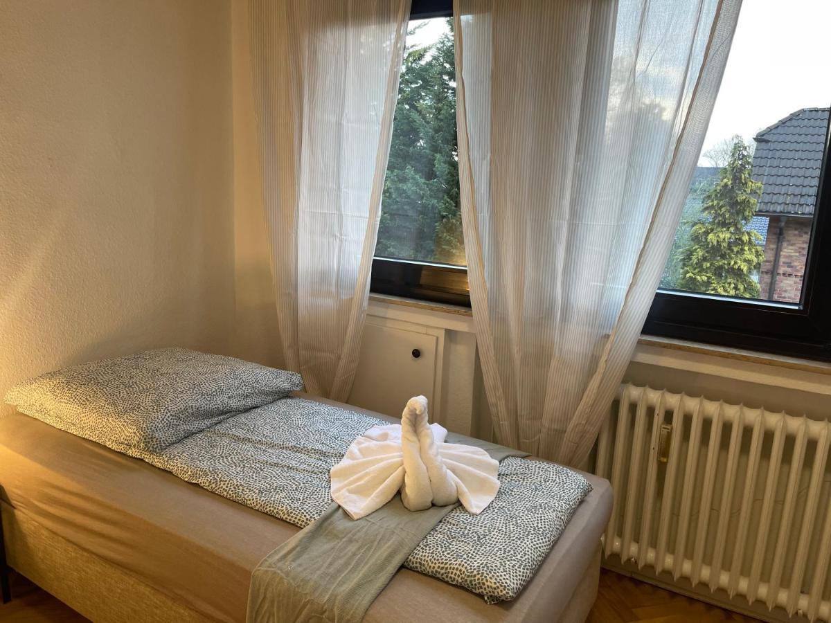 Comfortable Shared Apartment With Private Room In Wesseling Eksteriør billede