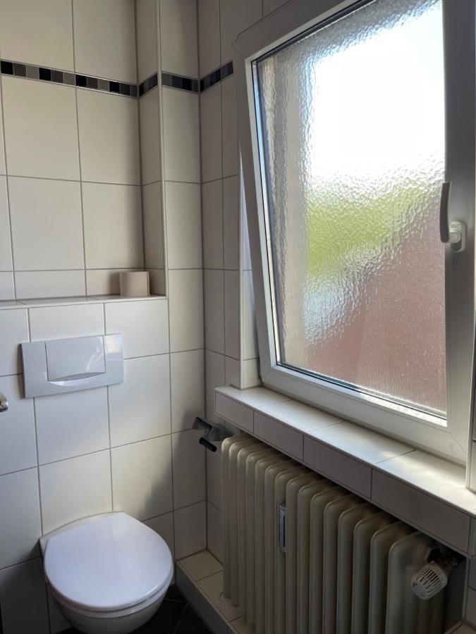 Comfortable Shared Apartment With Private Room In Wesseling Eksteriør billede
